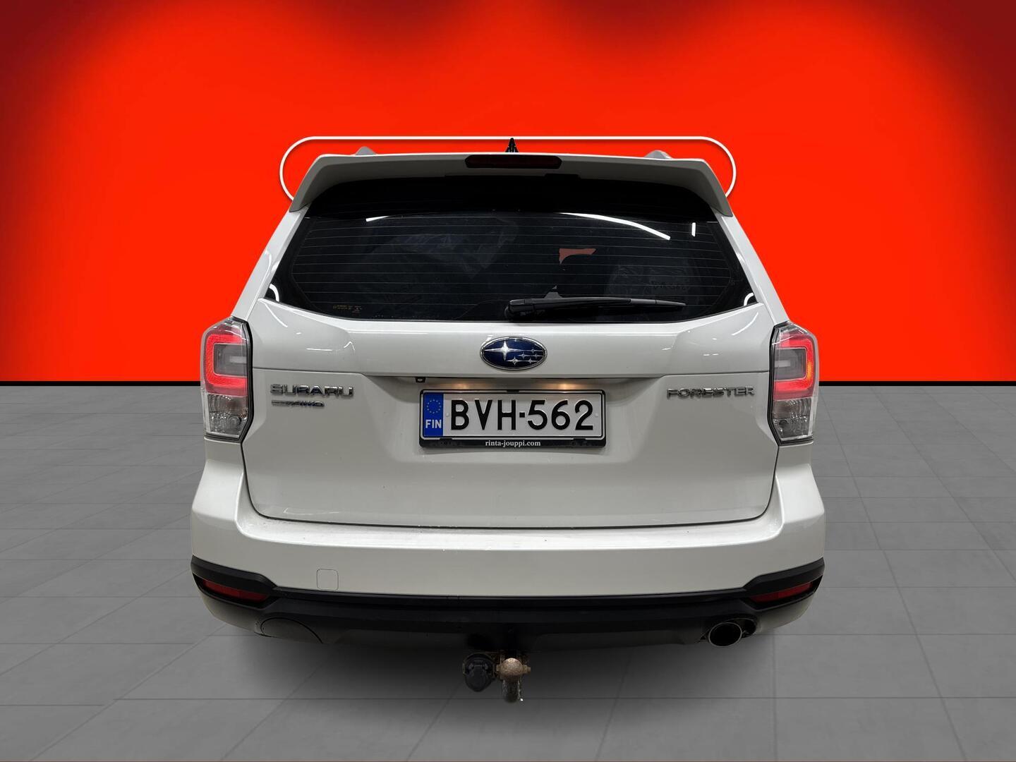 SUBARU FORESTER 2018