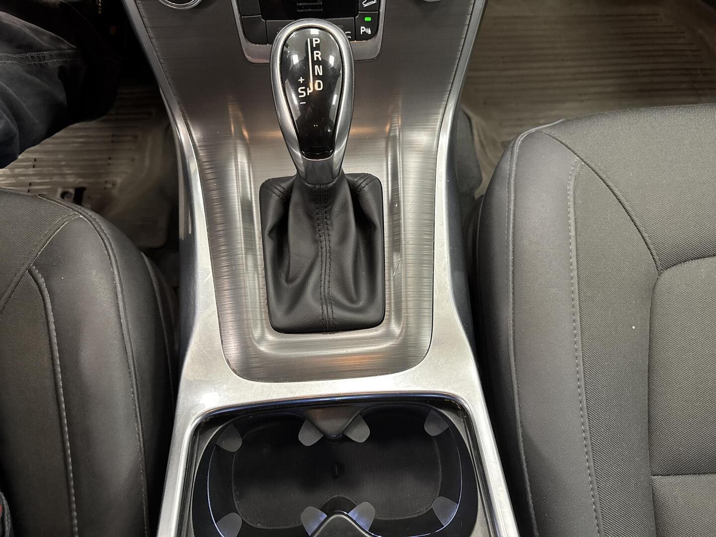 VOLVO XC70 2016