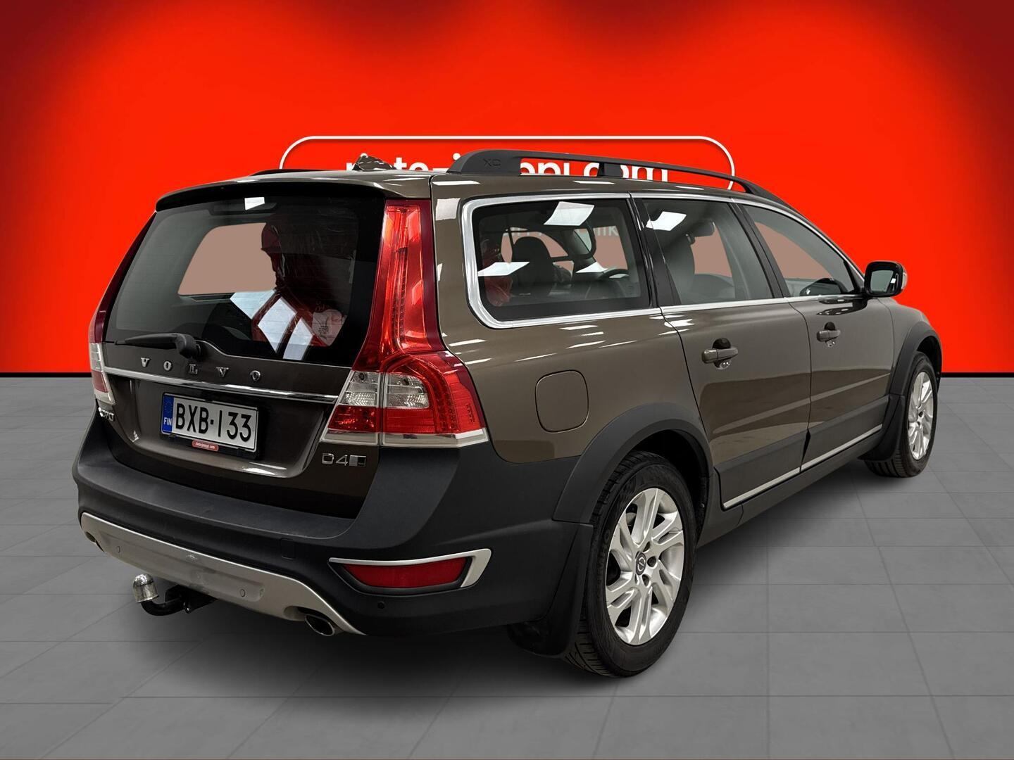 VOLVO XC70 2016