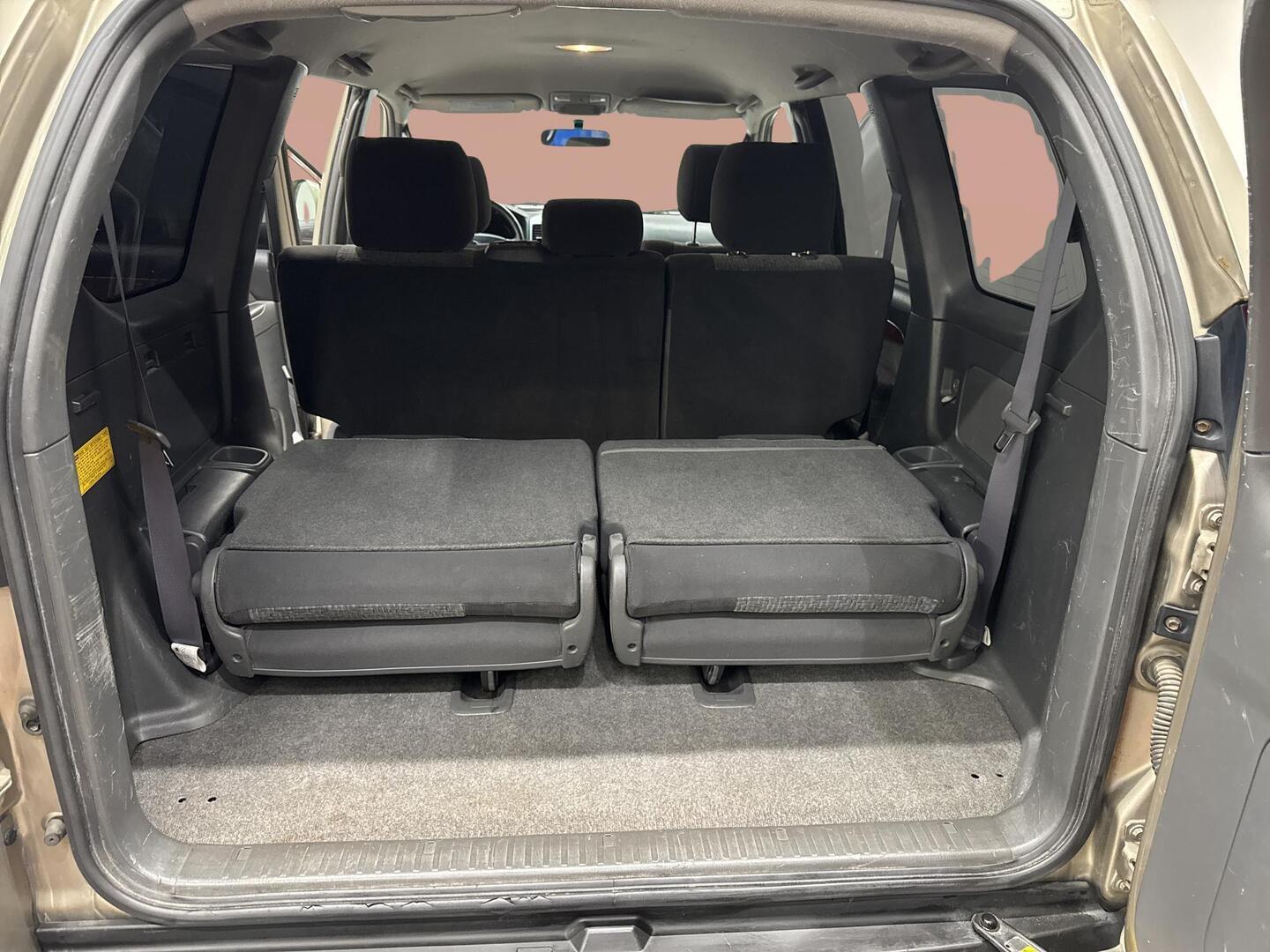 TOYOTA Land Cruiser 2005