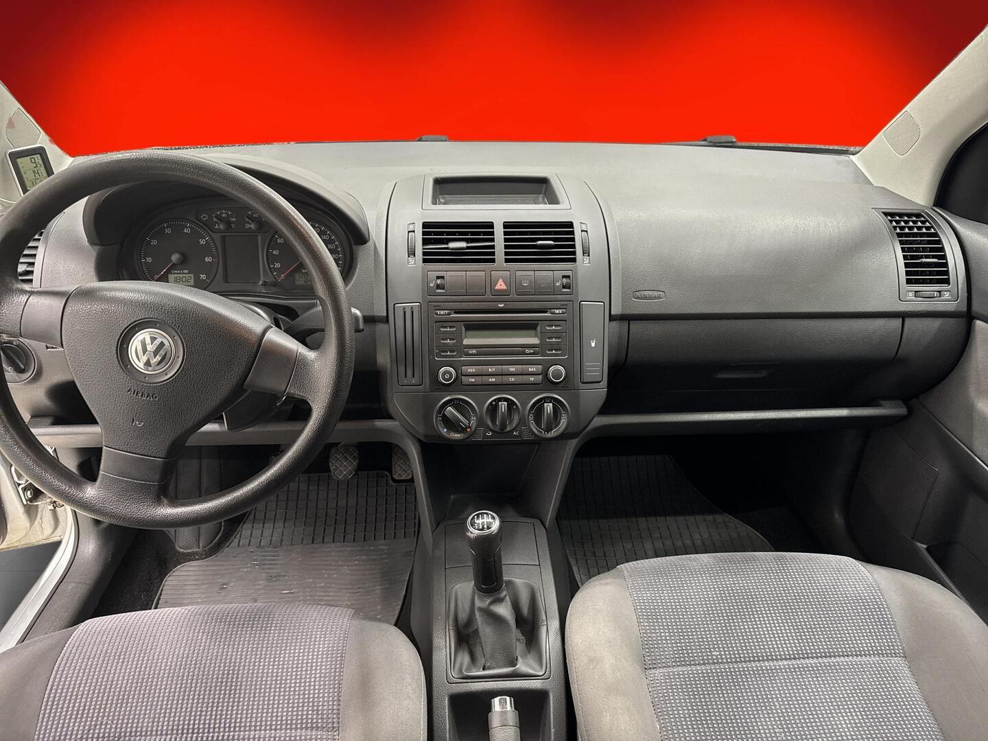 VOLKSWAGEN Polo 2007