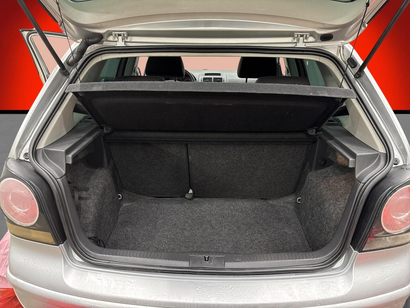 VOLKSWAGEN Polo 2007