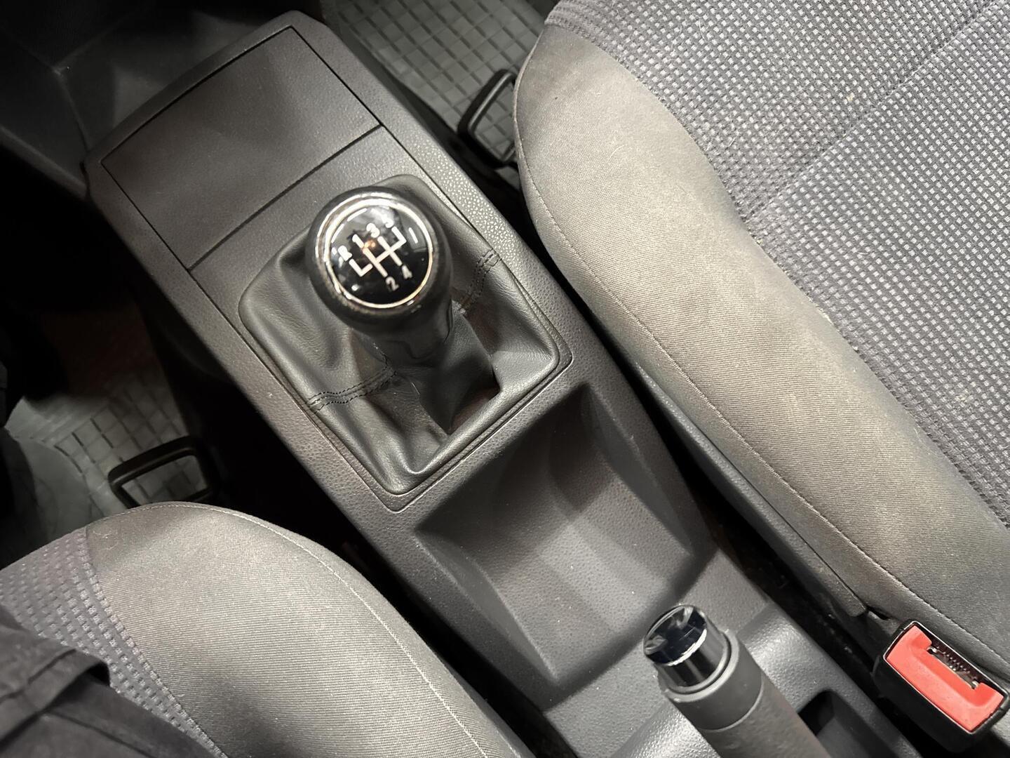 VOLKSWAGEN Polo 2007