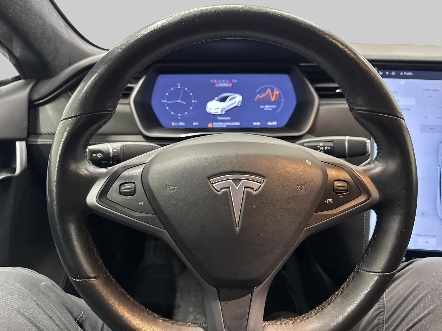 TESLA Model S 2019