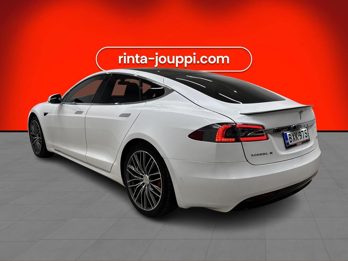 TESLA Model S 2019