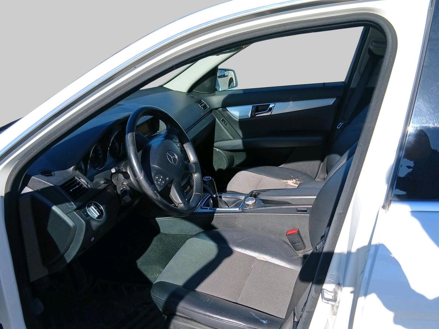 MERCEDES-BENZ C 2010