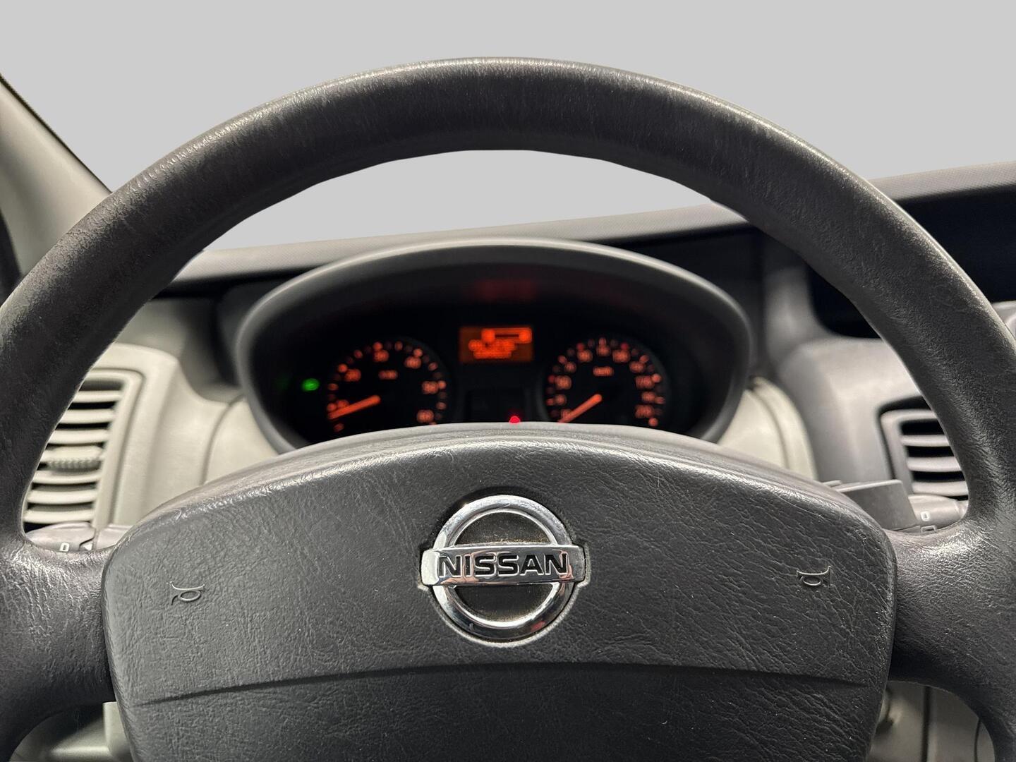 NISSAN Primastar 2012