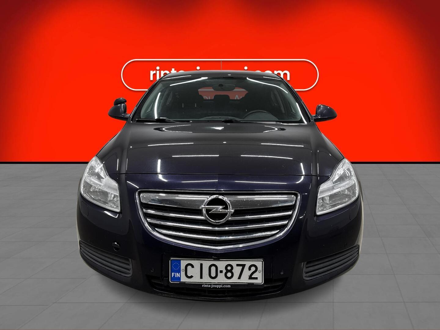 OPEL Insignia 2012