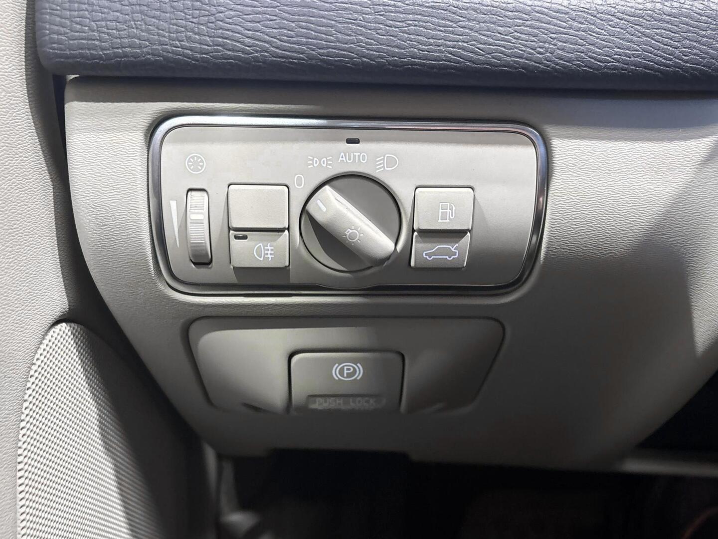 VOLVO XC60 2013