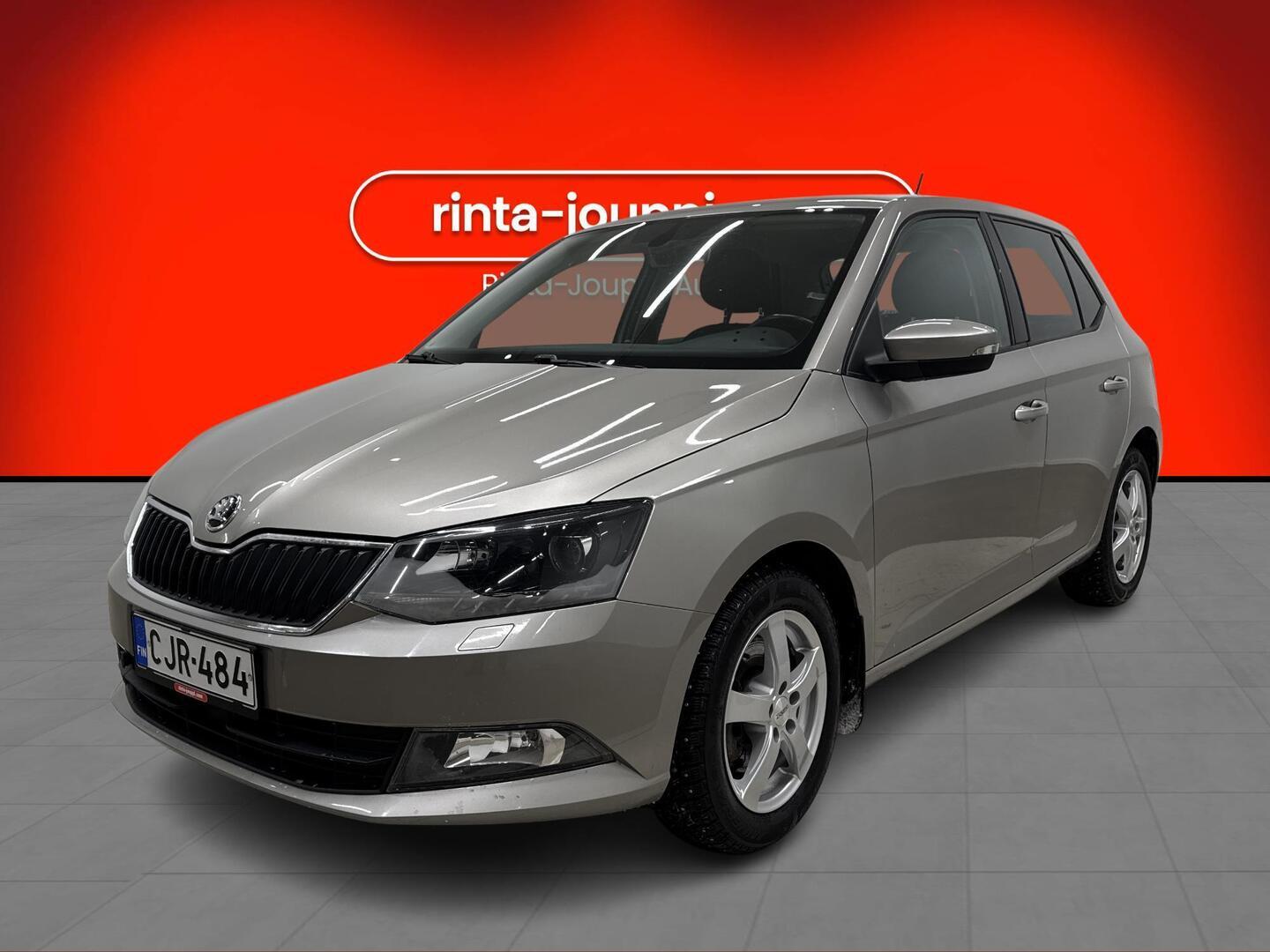 SKODA Fabia 2015