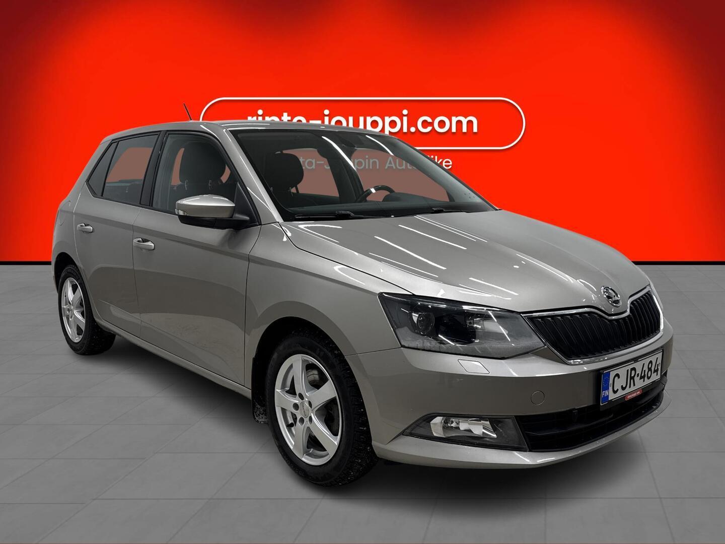 SKODA Fabia 2015