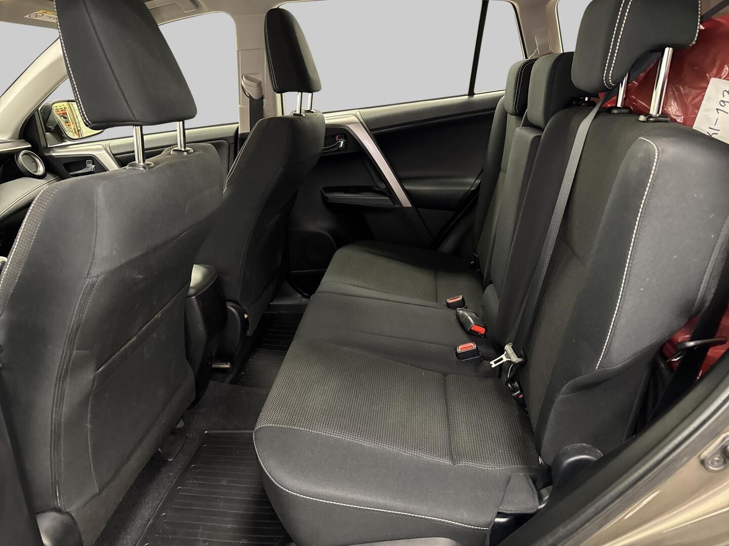 TOYOTA RAV4 2017