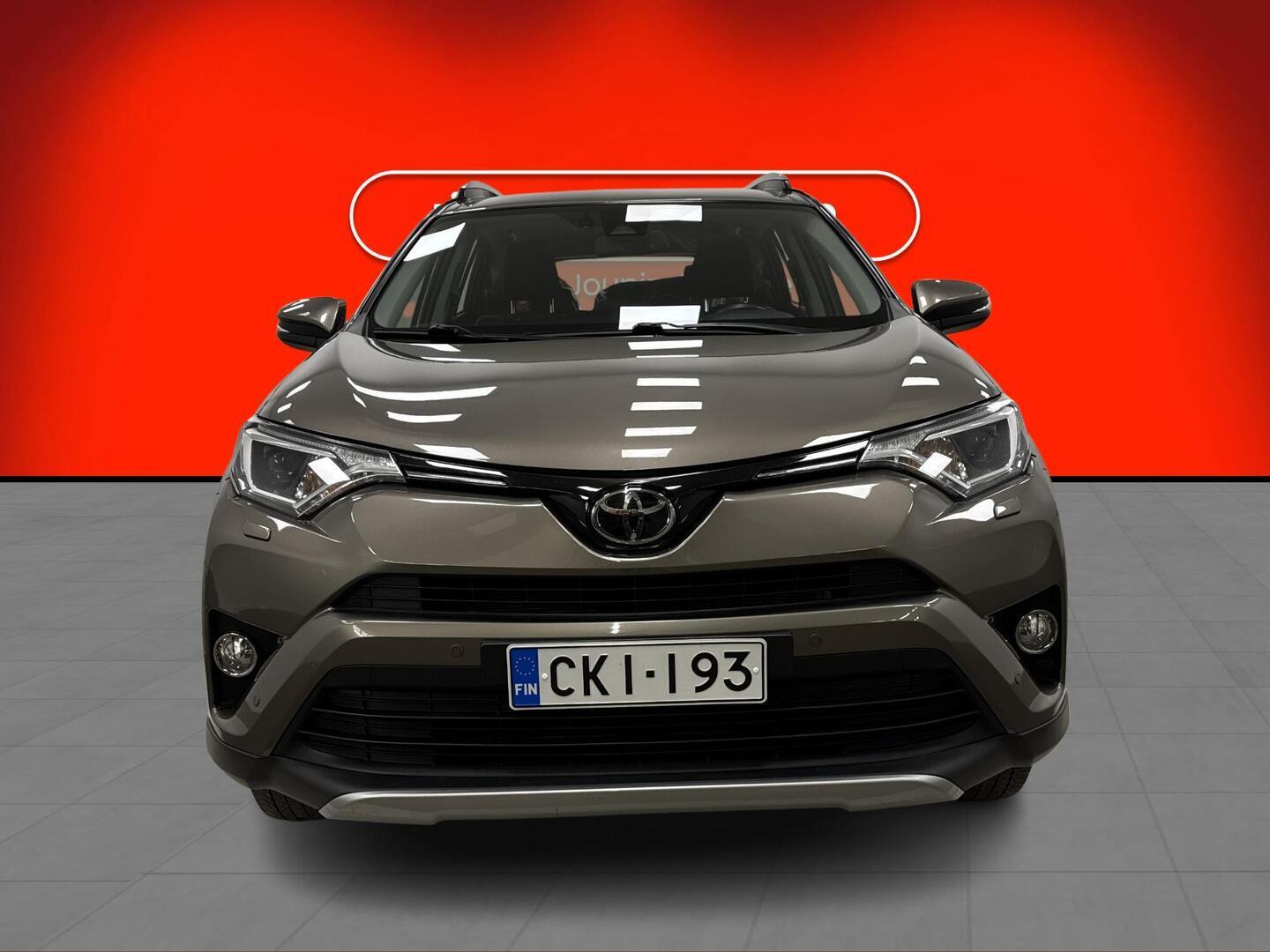 TOYOTA RAV4 2017