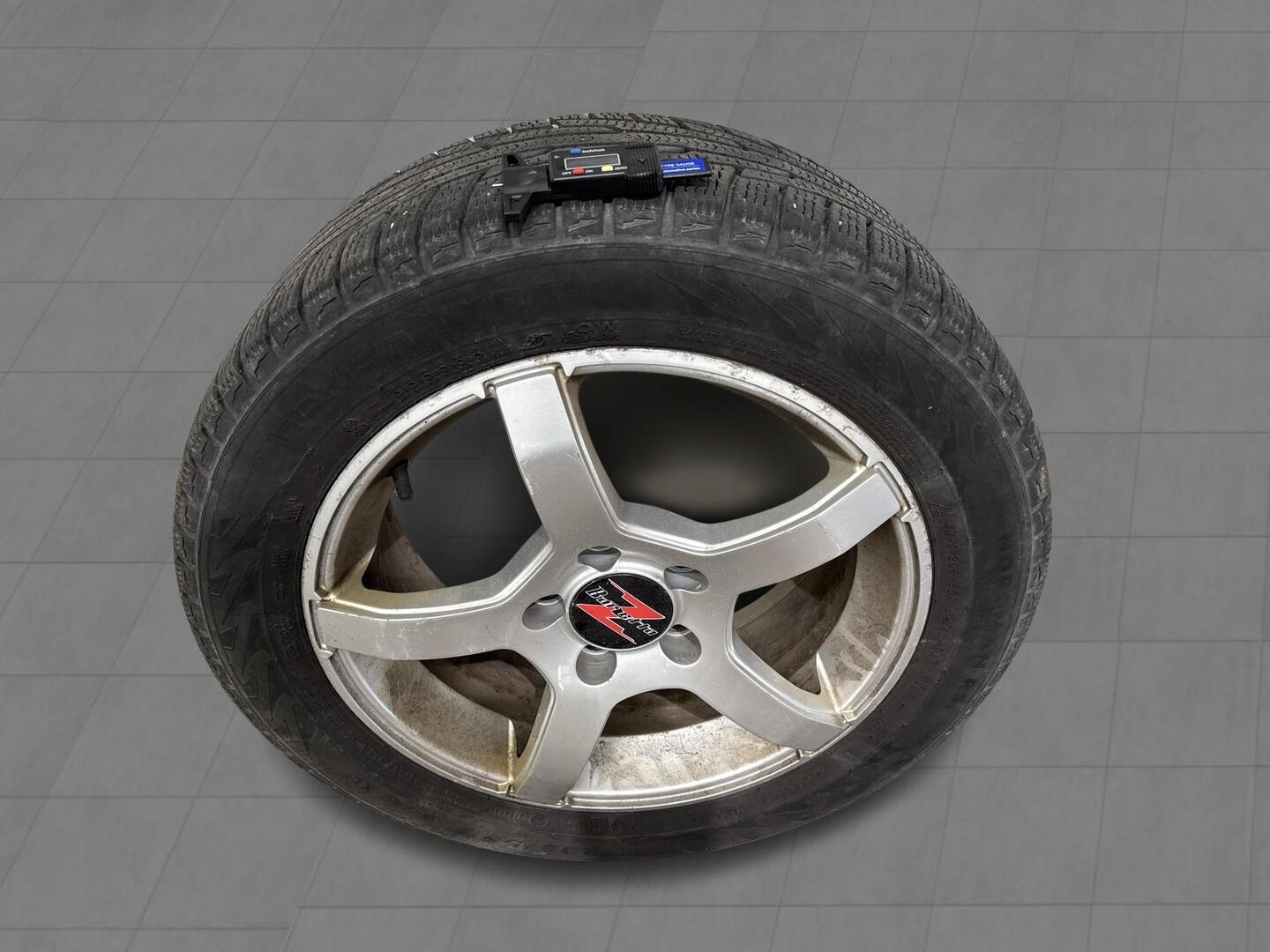 VOLKSWAGEN Passat 2012