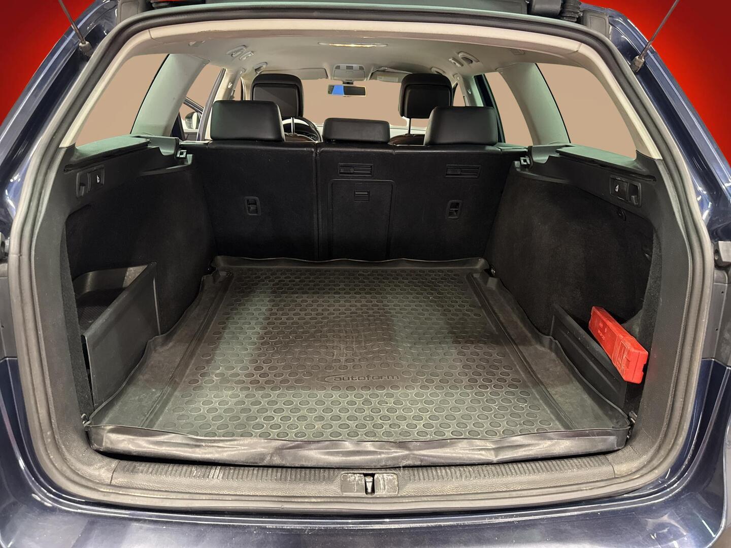 VOLKSWAGEN Passat 2012