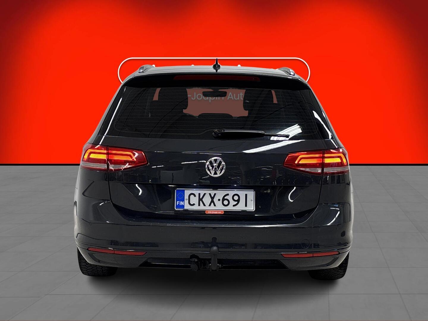 VOLKSWAGEN Passat 2017