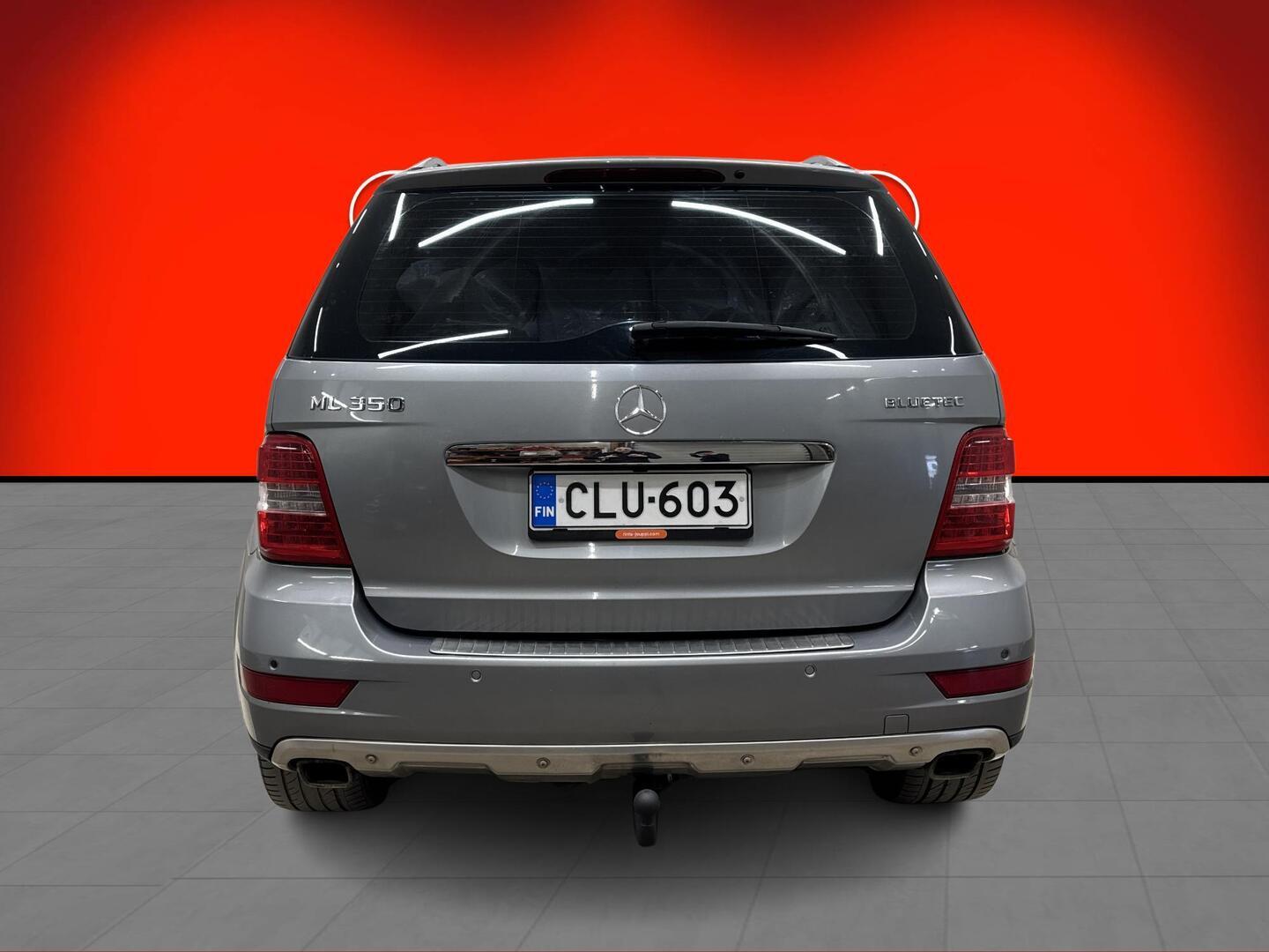 MERCEDES-BENZ ML 2011
