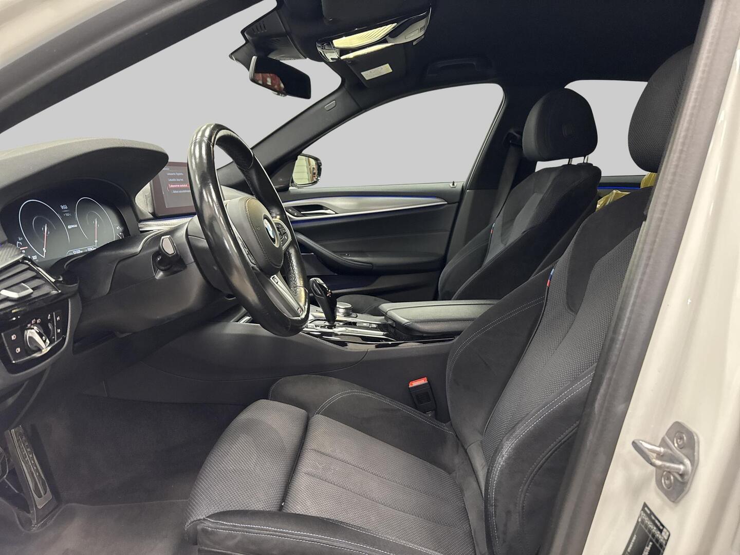 BMW 530 2019