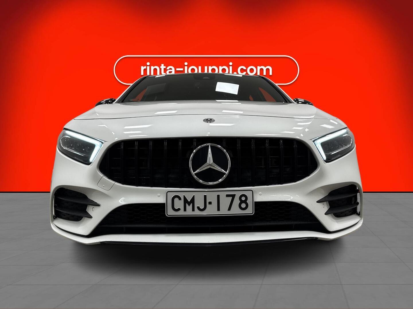 MERCEDES-BENZ A 2019