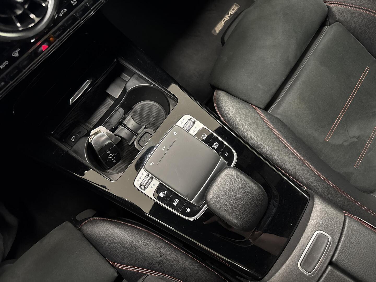 MERCEDES-BENZ A 2019