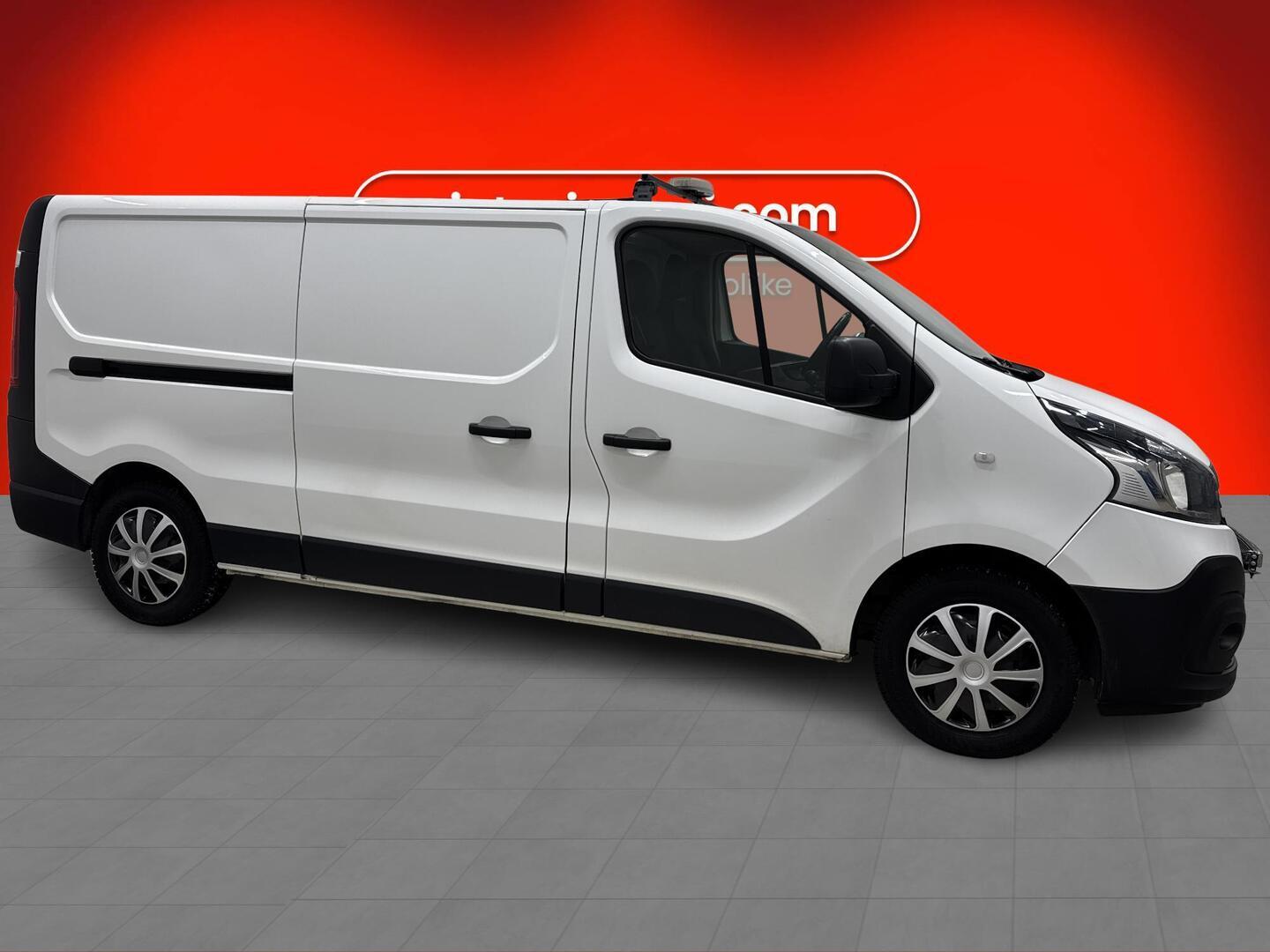 RENAULT Trafic 2019
