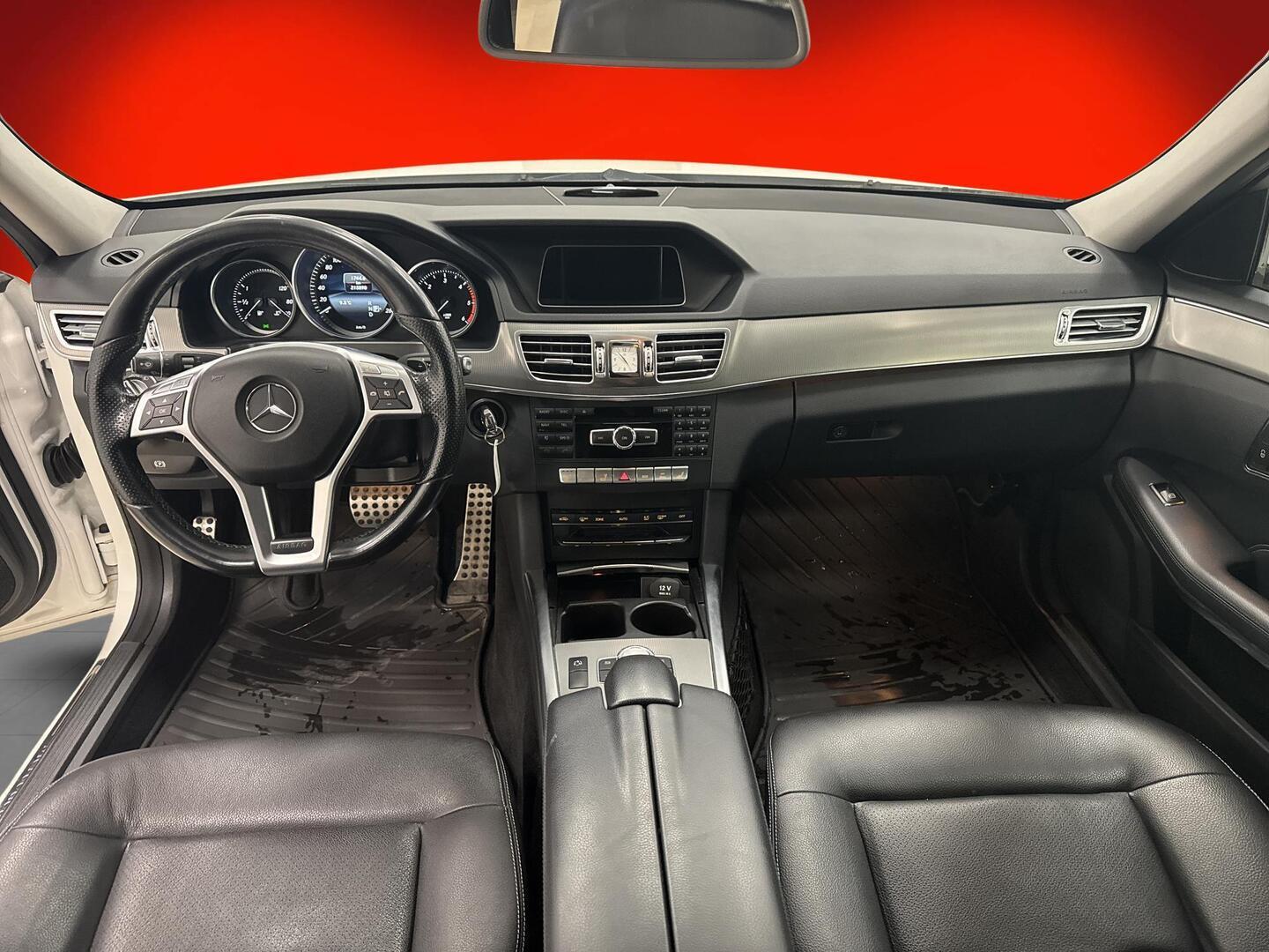 MERCEDES-BENZ E 2013