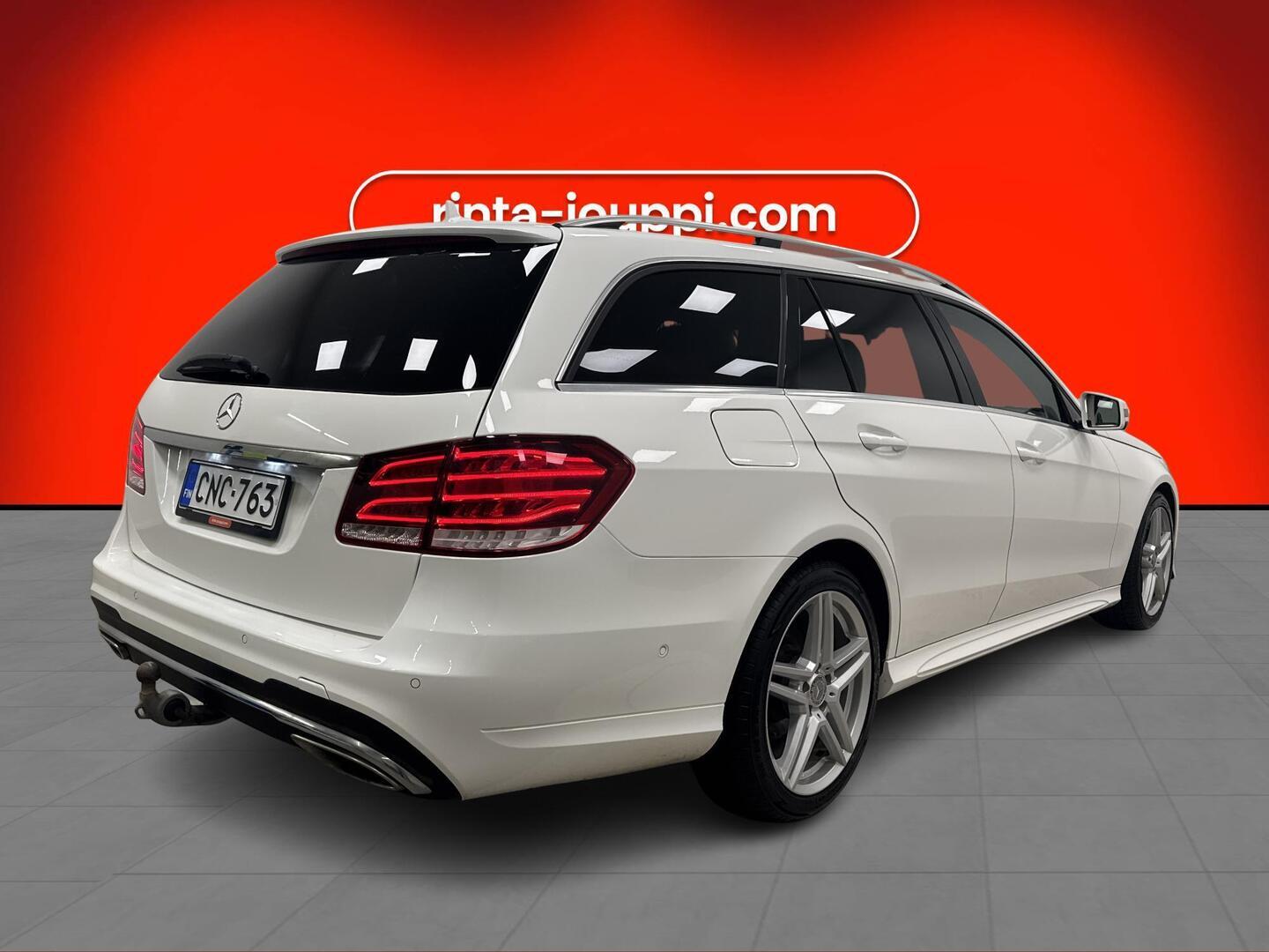 MERCEDES-BENZ E 2013