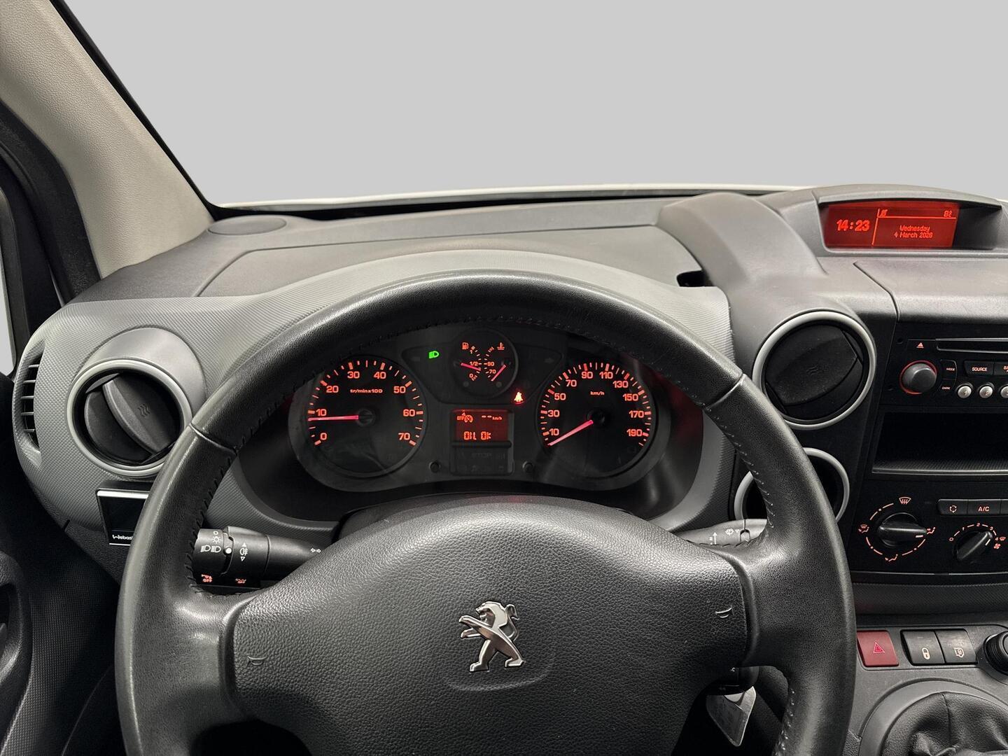 PEUGEOT Partner 2017