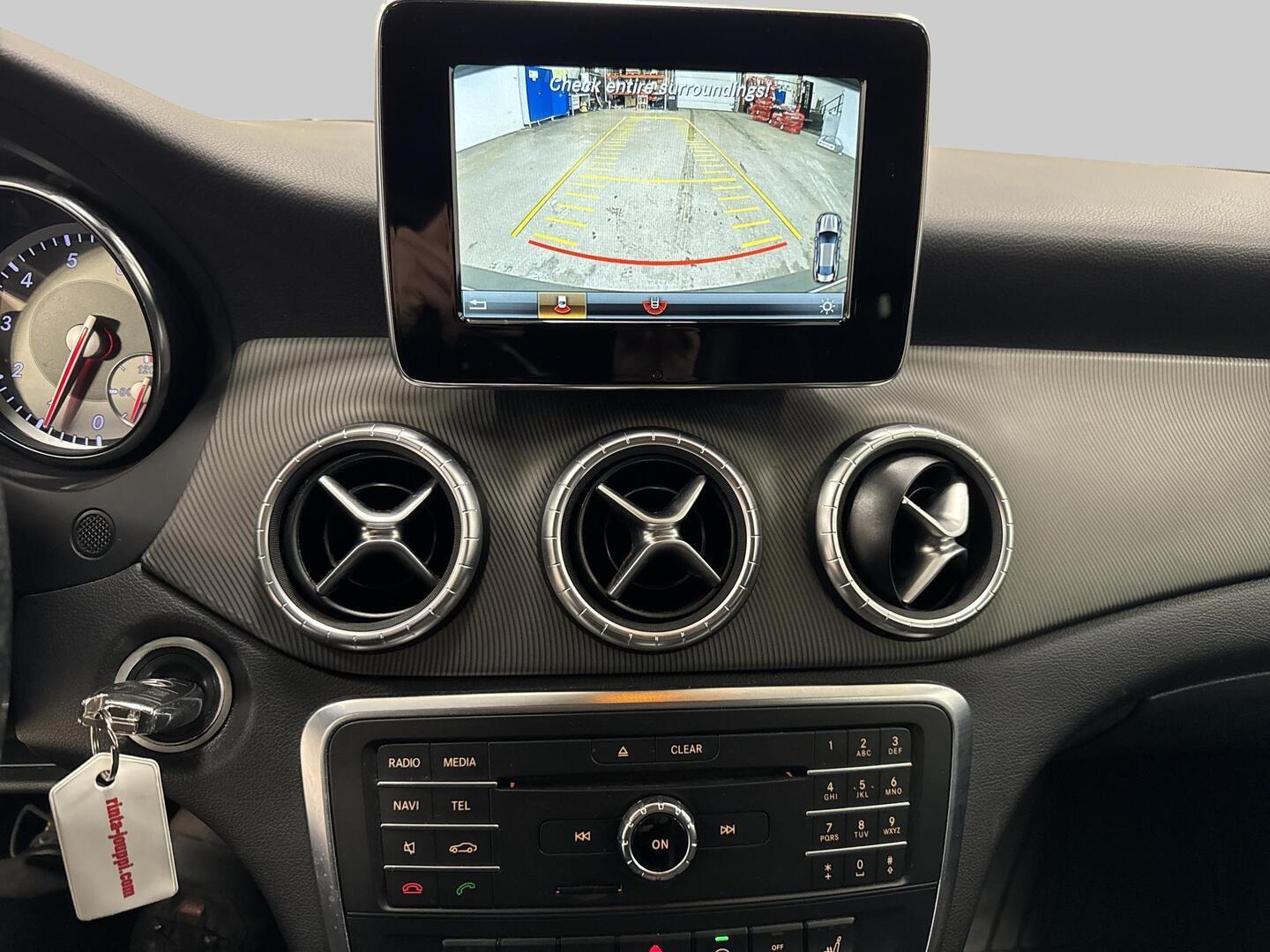 MERCEDES-BENZ CLA 2015