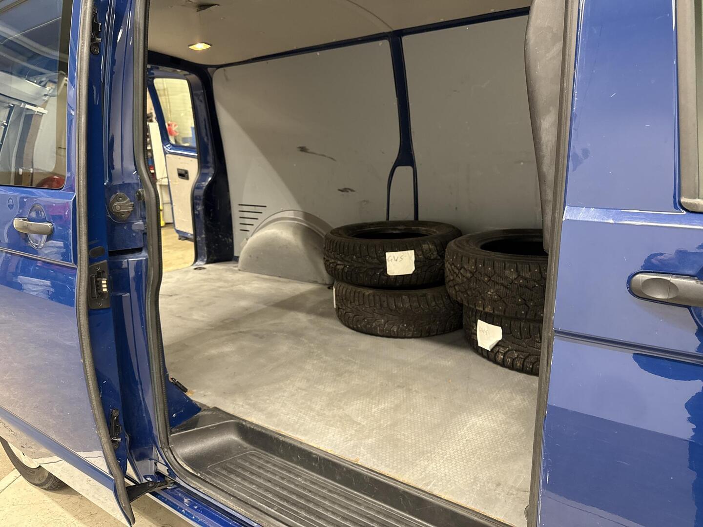 VOLKSWAGEN TRANSPORTER 2019