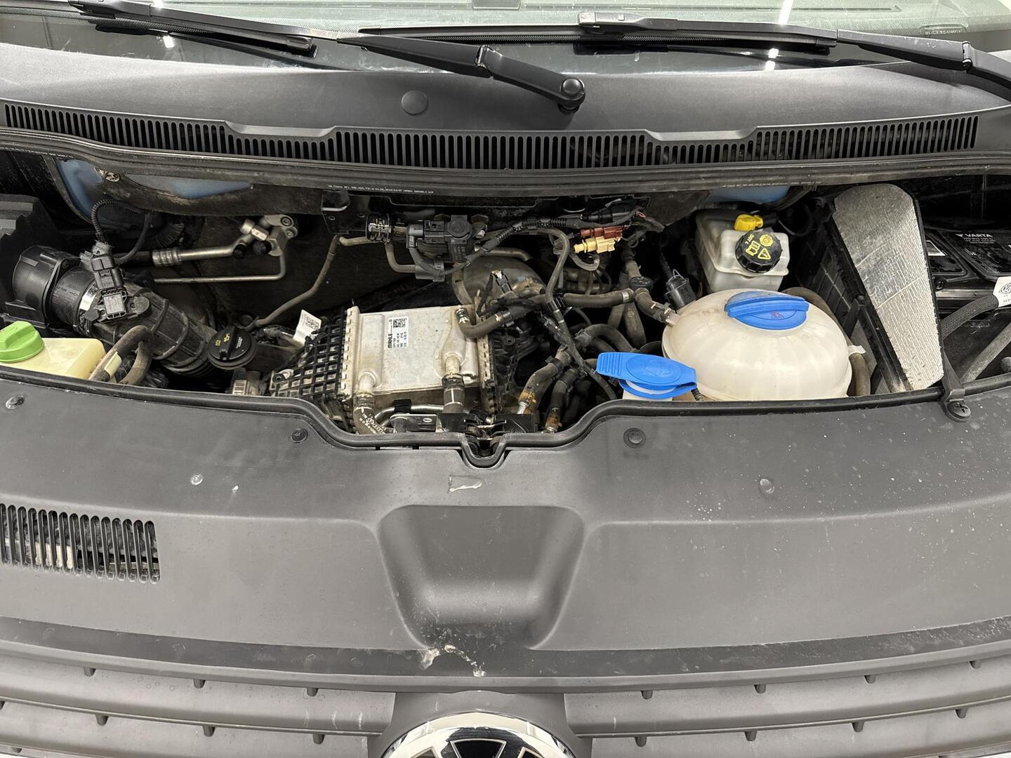 VOLKSWAGEN TRANSPORTER 2019