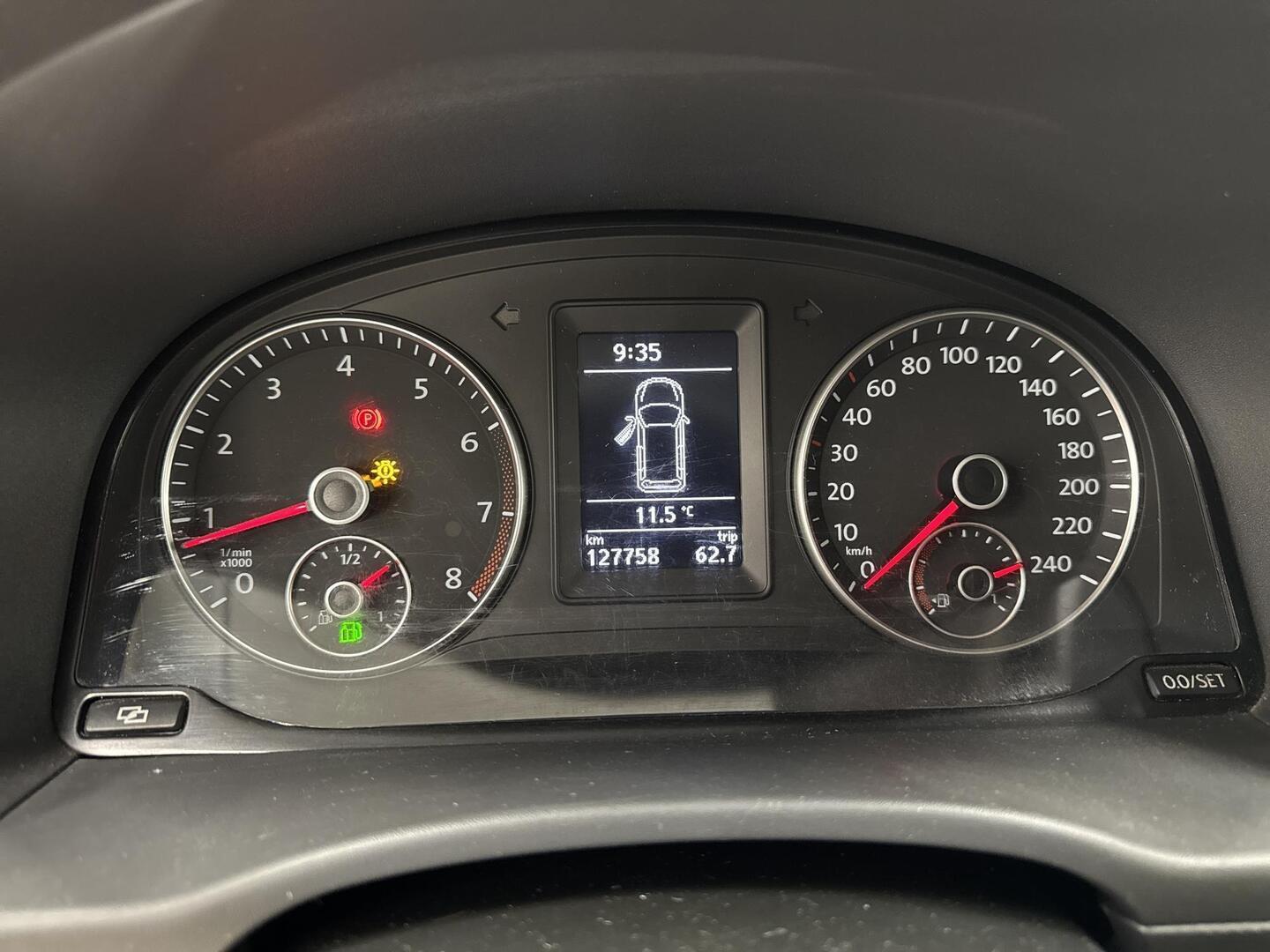 VOLKSWAGEN Caddy 2012