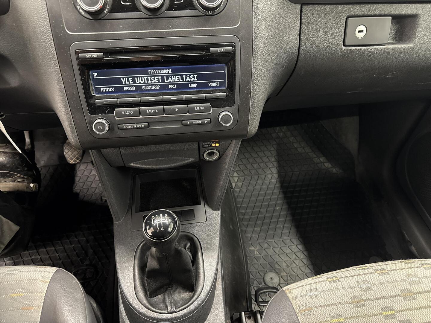 VOLKSWAGEN Caddy 2012