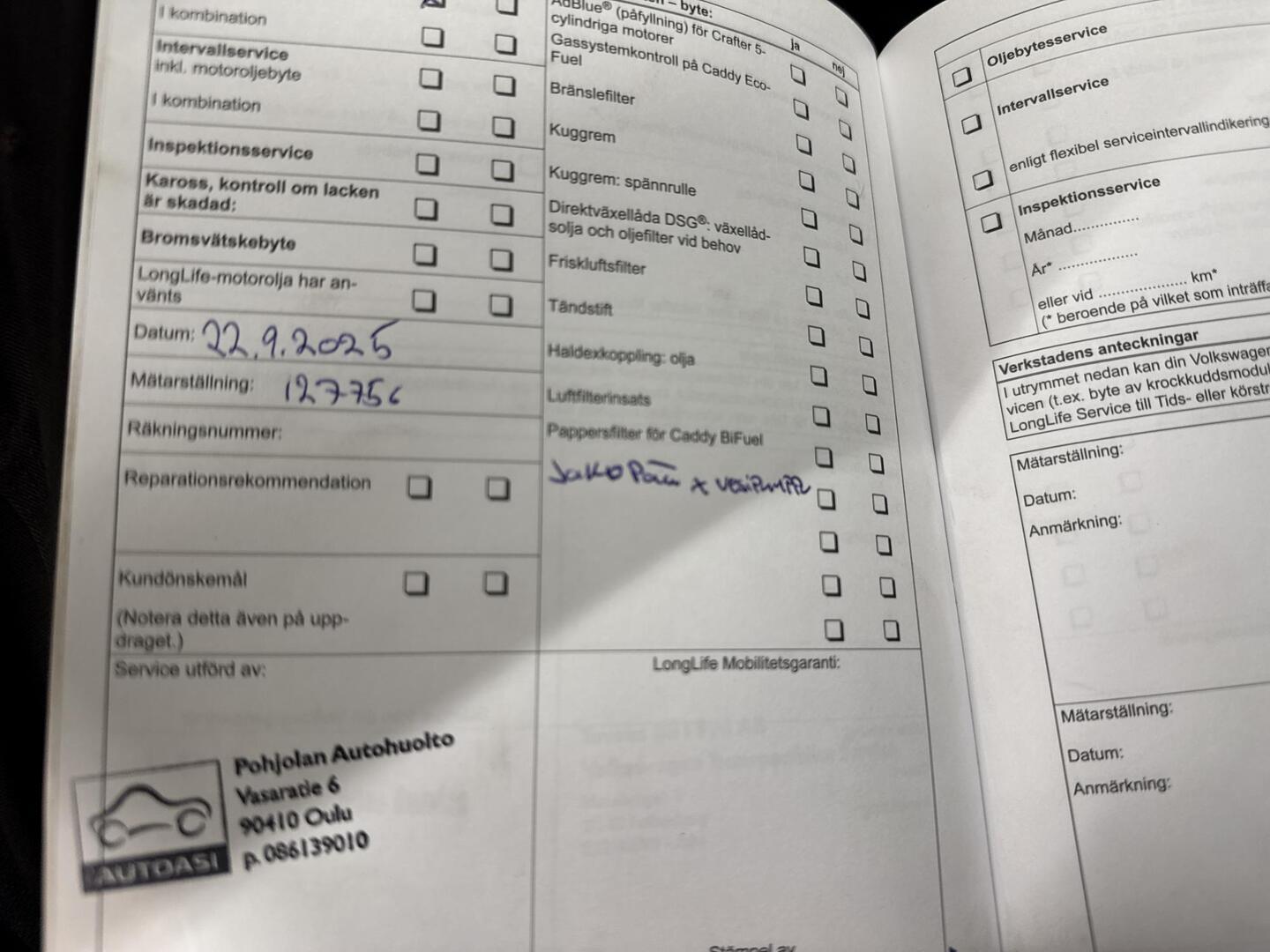 VOLKSWAGEN Caddy 2012