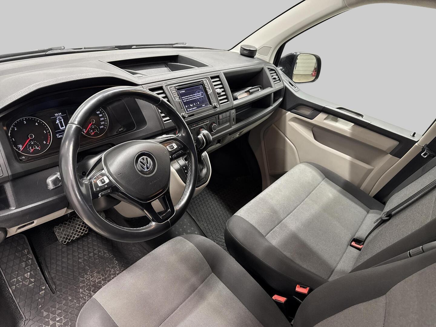 VOLKSWAGEN Transporter 2019