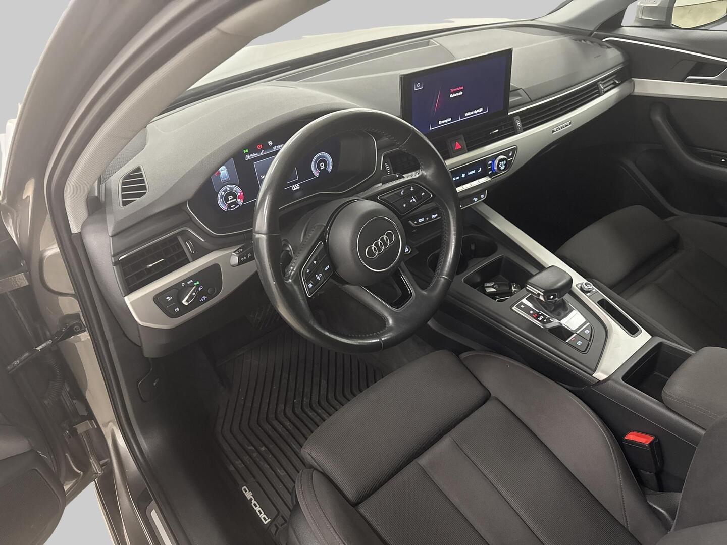 AUDI A4 allroad quattro 2020