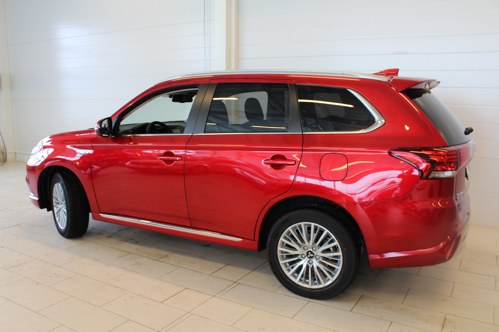 MITSUBISHI Outlander PHEV 2020