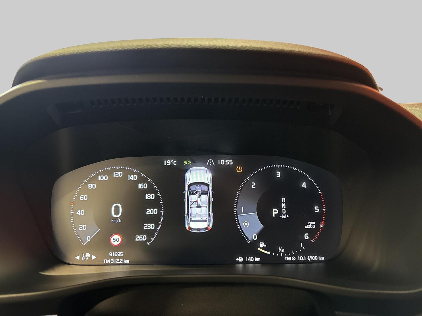 VOLVO XC40 2020
