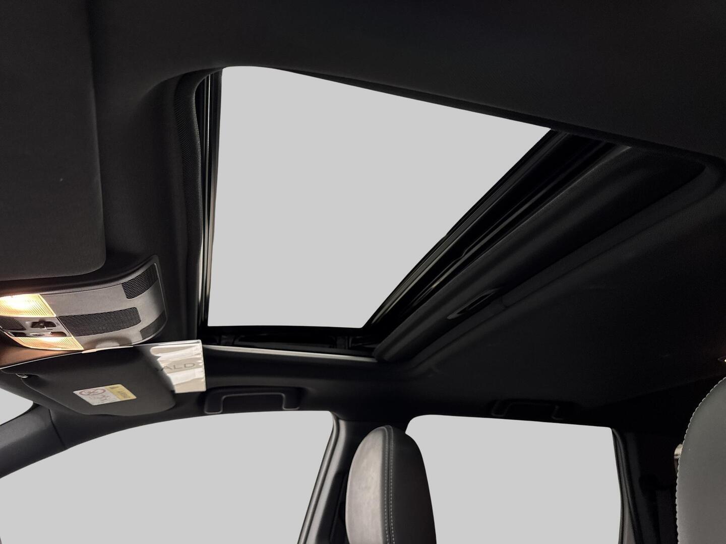 MITSUBISHI Outlander PHEV 2020