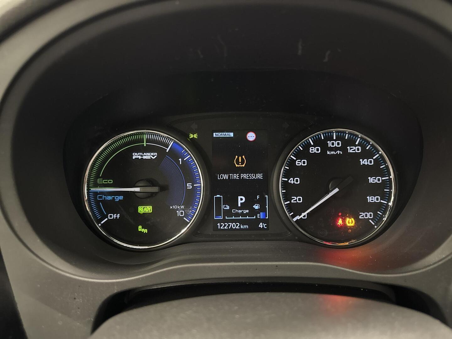 MITSUBISHI Outlander PHEV 2020