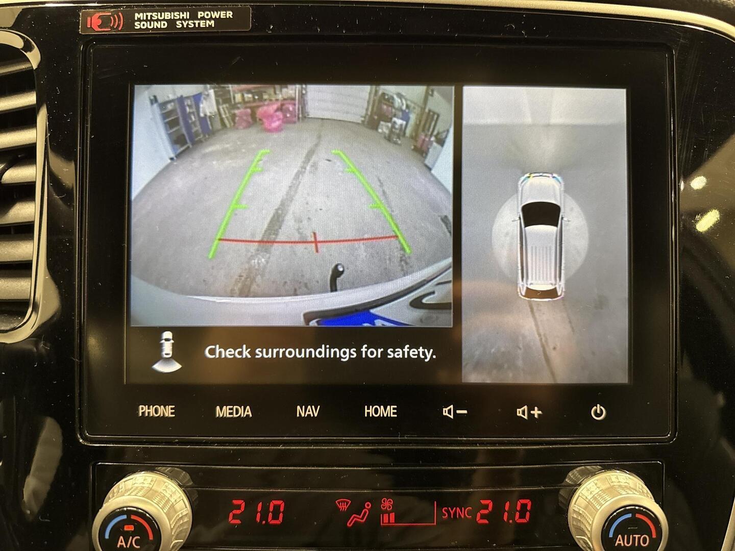 MITSUBISHI Outlander PHEV 2020