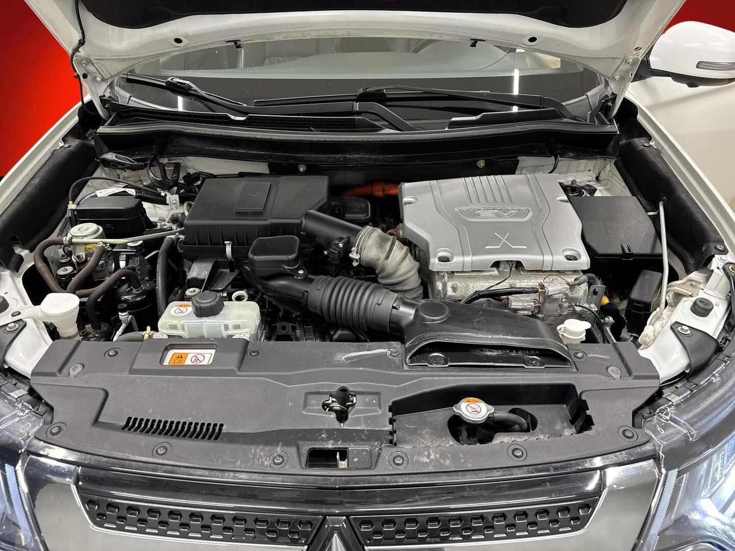 MITSUBISHI Outlander PHEV 2020