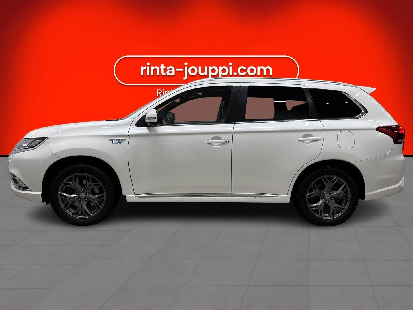MITSUBISHI Outlander PHEV 2020