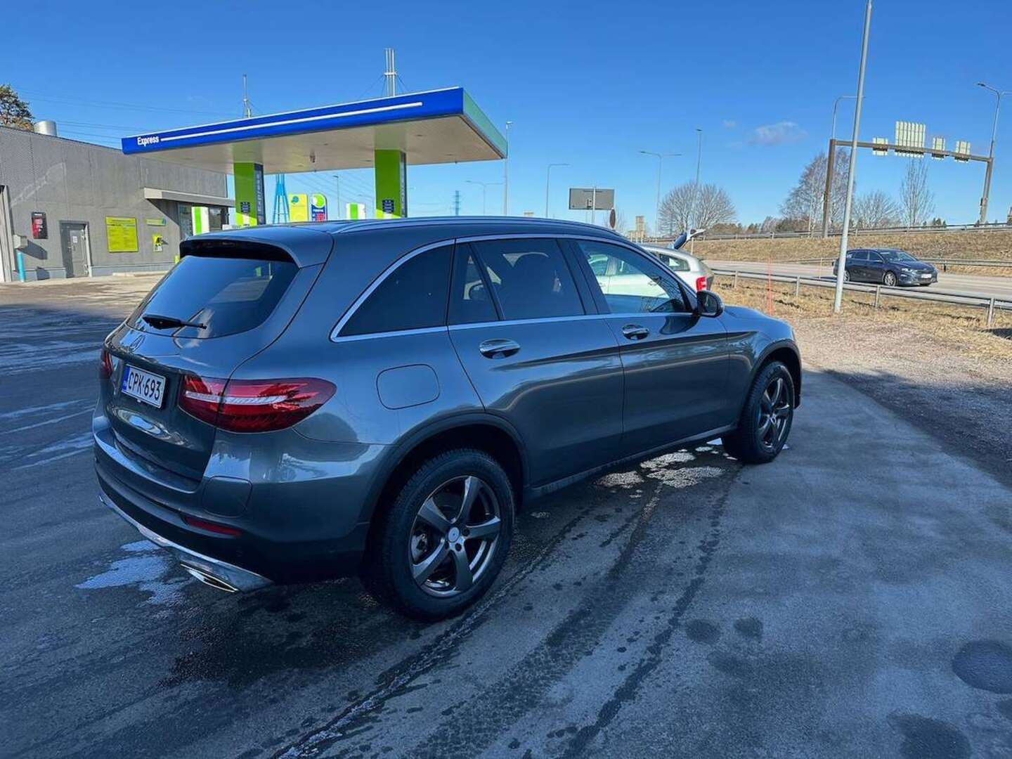 MERCEDES-BENZ GLC 2017