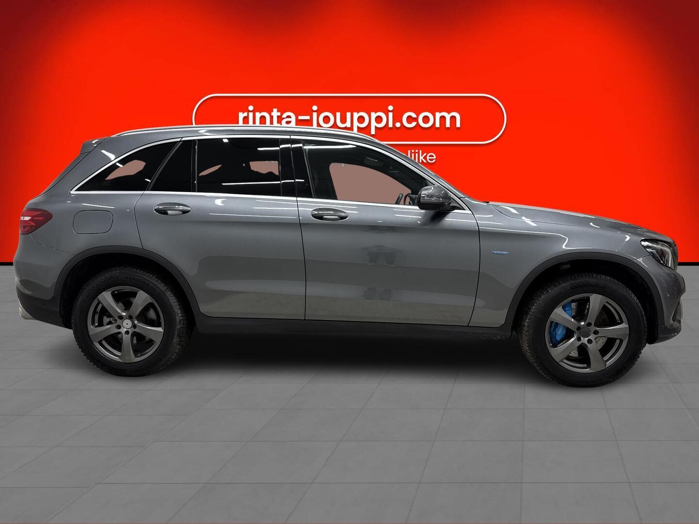 MERCEDES-BENZ GLC 2017