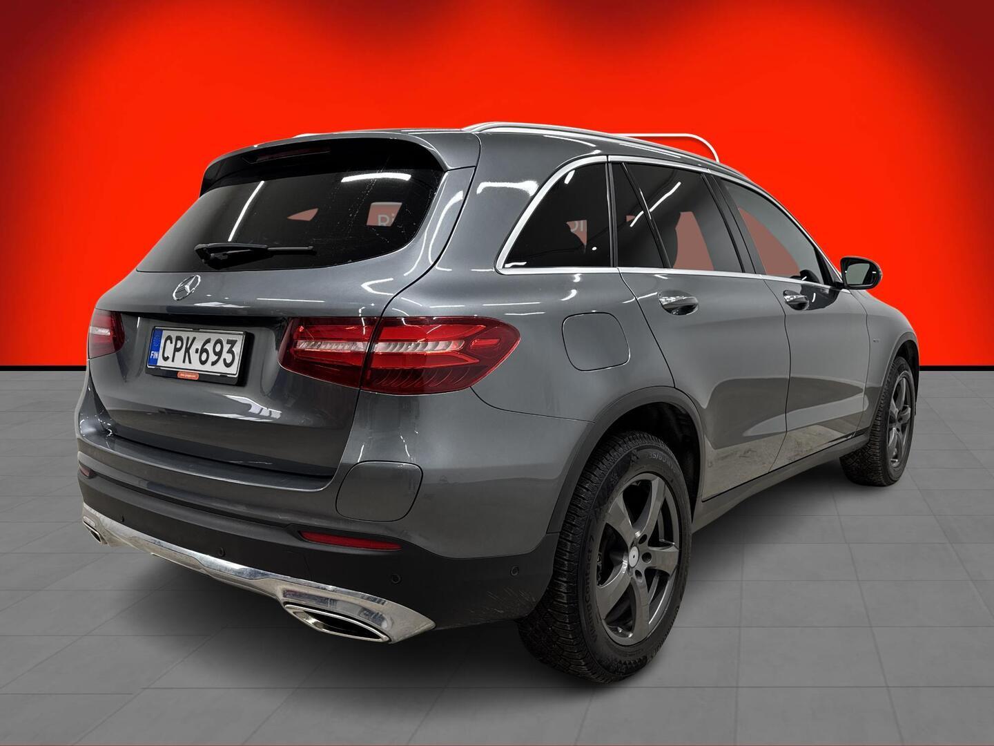 MERCEDES-BENZ GLC 2017