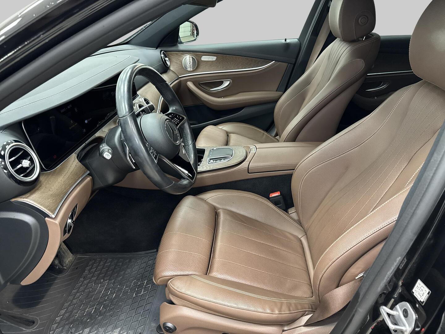 MERCEDES-BENZ E 2021