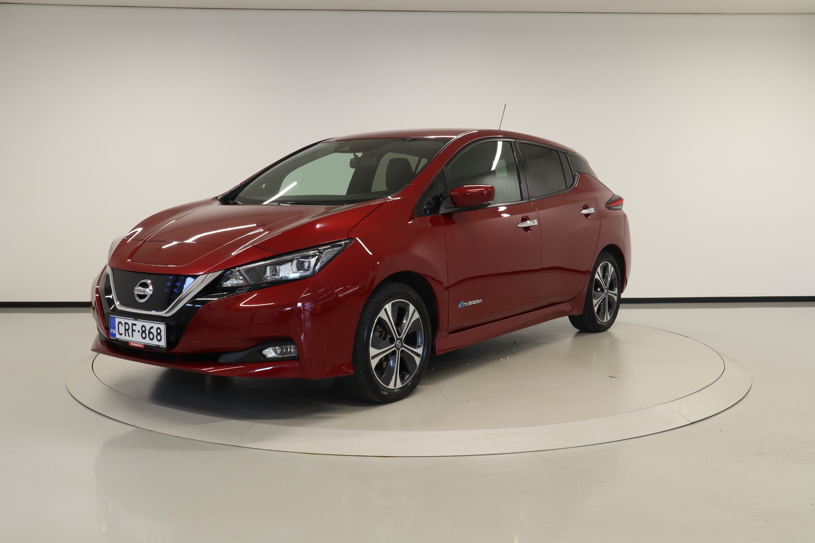 NISSAN LEAF 2018