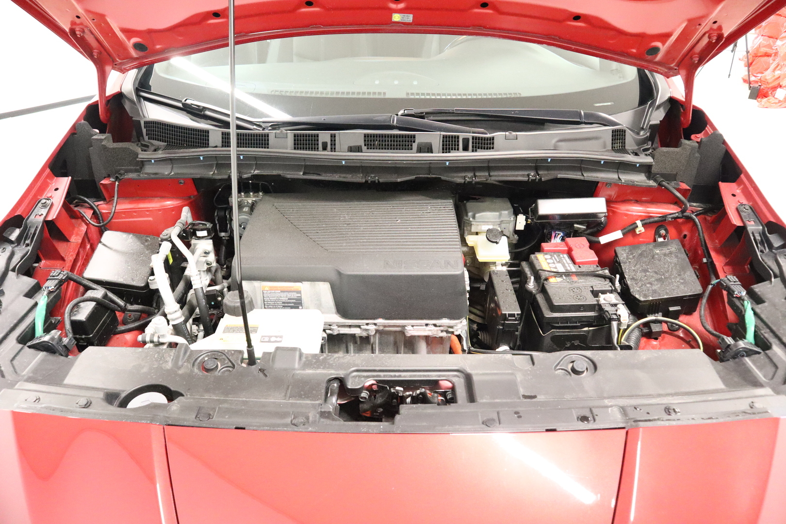 NISSAN LEAF 2018