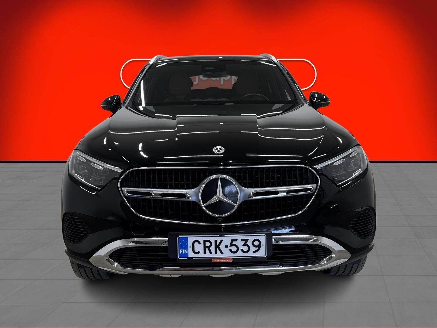 MERCEDES-BENZ GLC 2023